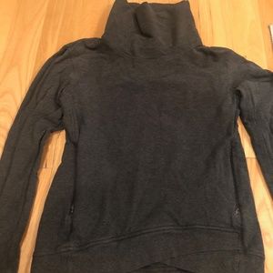 Lululemon Gray Sweatshirt